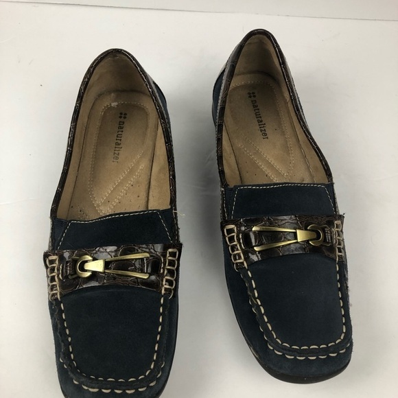 Naturalizer’sWomen’s blue loafers with brown accents 9.5M - Picture 3 of 8